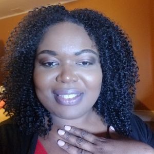 Meet your Posher, Stacey